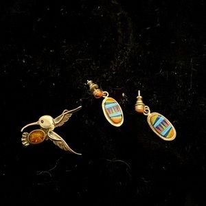 Brooche,hummingbird,with Santa Fe earrings of the mountains,New Mexico.